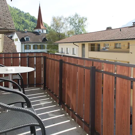 柔斯利酒店 酒店 2*