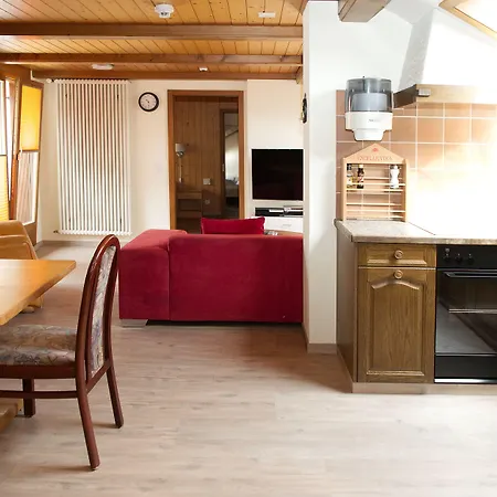 柔斯利酒店 Unterseen